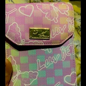 Betsy Johnson Cross Body Bag!! So chic ❤️❤️❤️